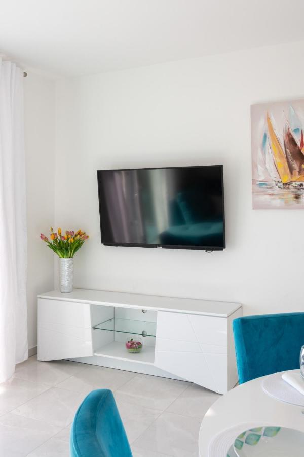 Sea Vista Apartments คาชเตลา ภายนอก รูปภาพ