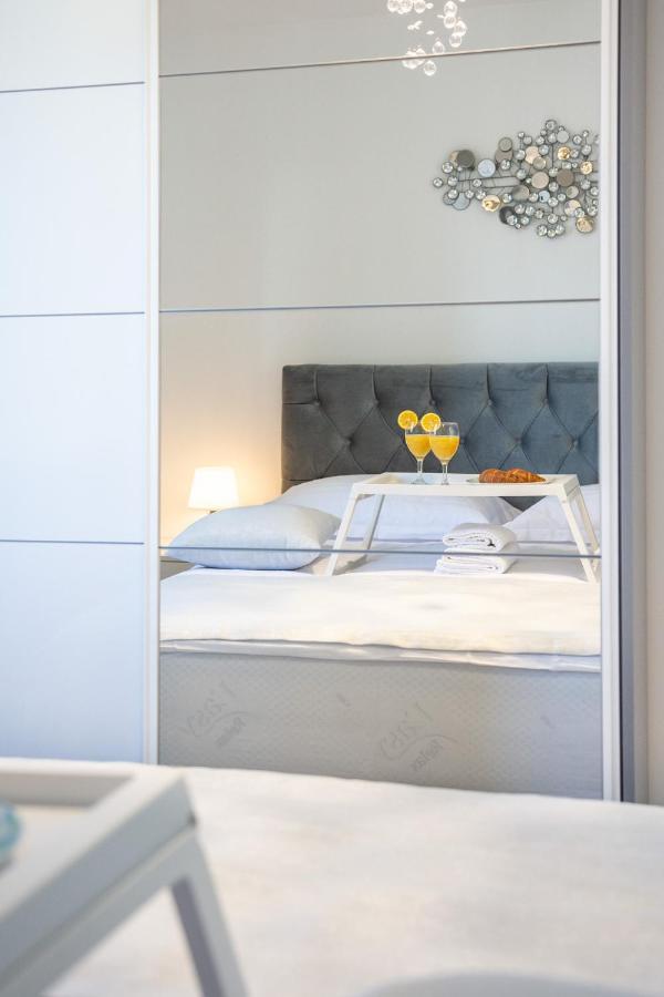 Sea Vista Apartments คาชเตลา ภายนอก รูปภาพ