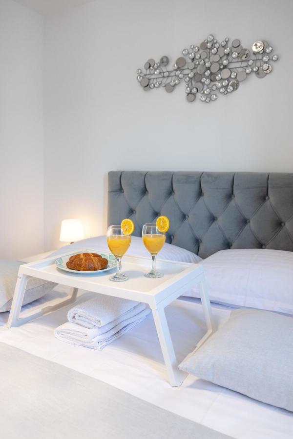 Sea Vista Apartments คาชเตลา ภายนอก รูปภาพ
